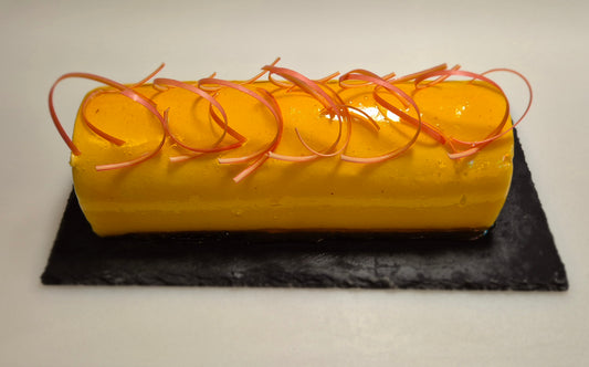 Vanille Mango Glaze ijstaart van Leonardo's IJssalon